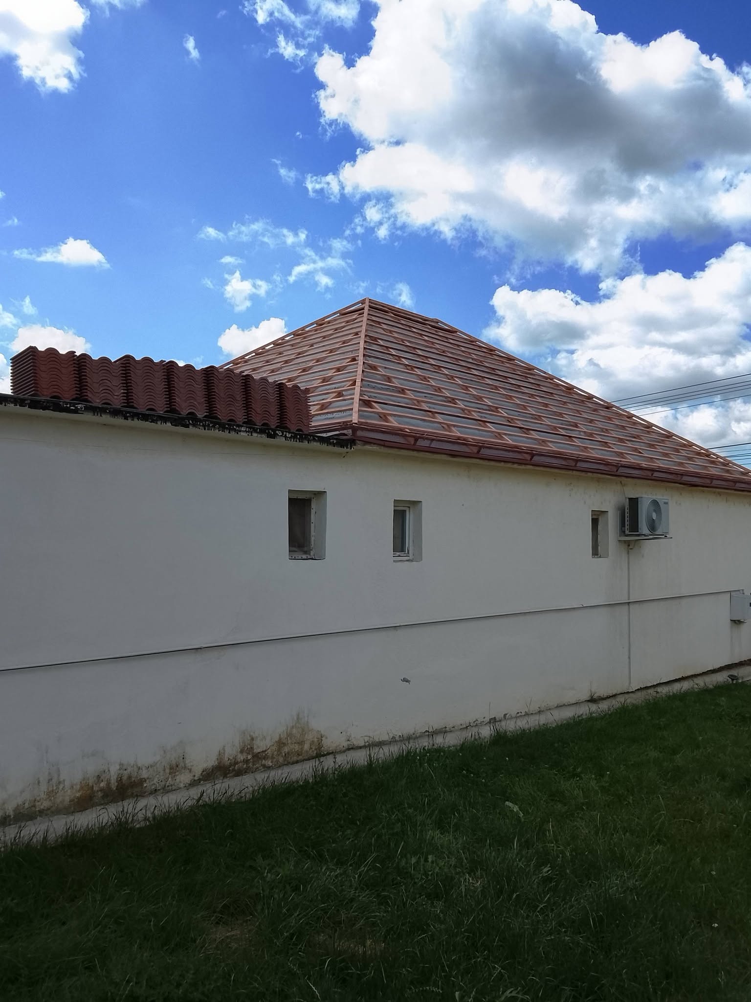Tetőlécezés és fóliázás részlete